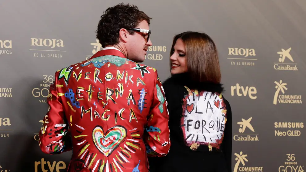 Aldo Comas y Macarena Gómez en la alfombra roja de los Premios Goya 2022.