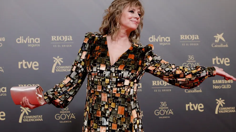 Emma Suárez en la alfombra roja de los Premios Goya 2022.