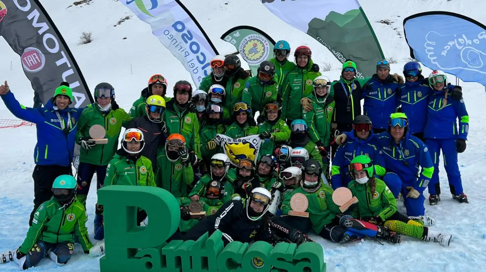 El Panticosa Esquí Club celebró su 20º Trofeo Infantil.