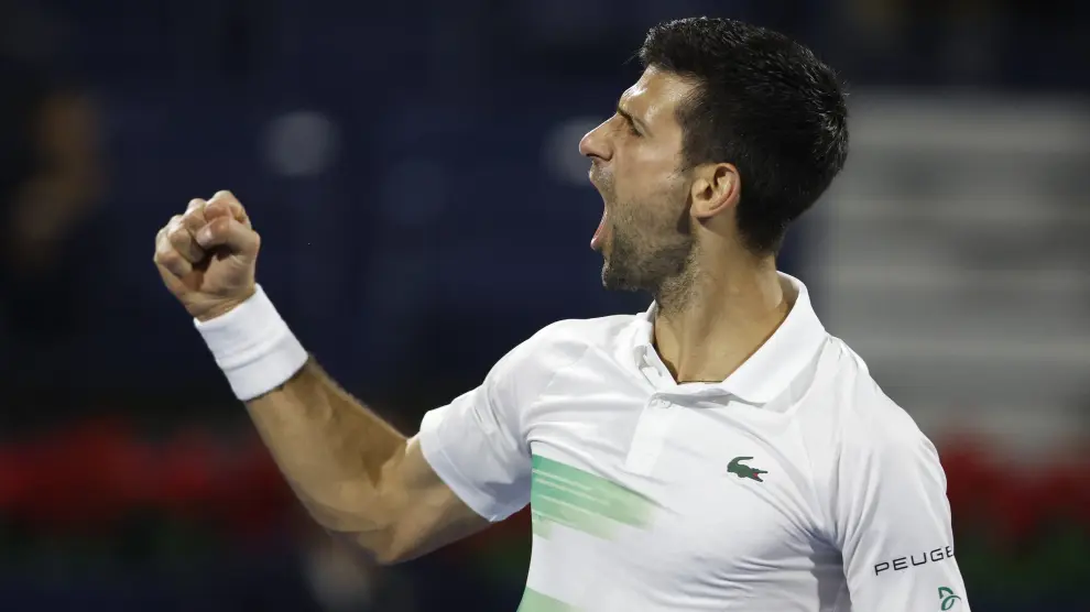 Novak Djokovic durante el torneo de tenis de Dubái