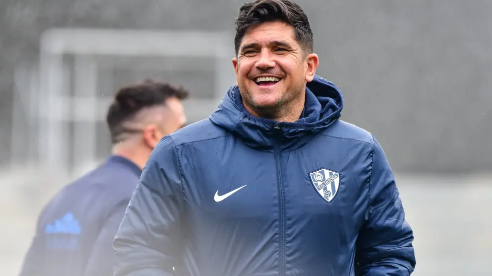 Xisco Muñoz, sonriente durante un entrenamiento de esta semana.