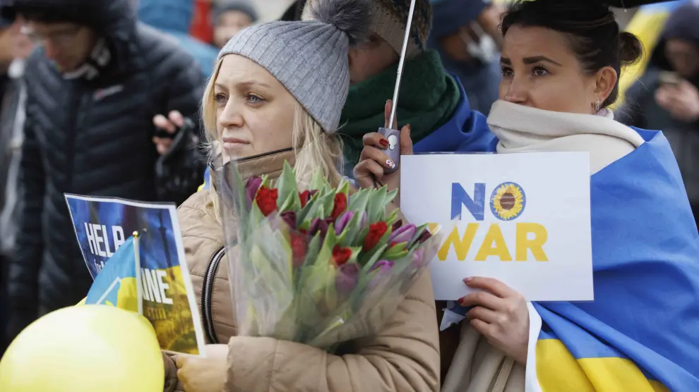 Ukrainians in London protest against Russian invasion of Ukraine