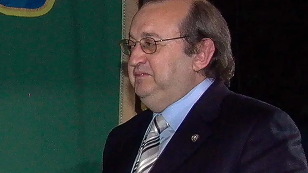 Luis Cañizares desarrolló su trayectoria como periodista deportivo en la delegación de Teruel de Heraldo de Aragón.