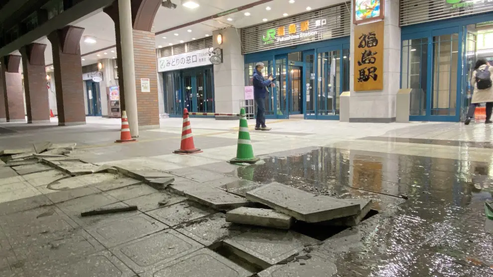Daños ocasionados por el terremoto de magnitud 7,3 en Japón, de este miércoles.
