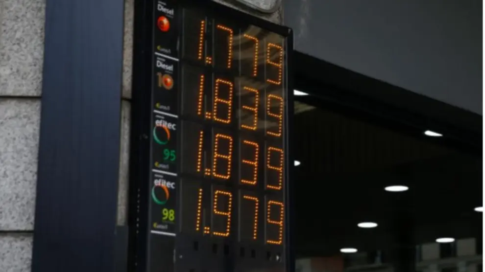 El precio del diésel iguala a la de la gasolina.