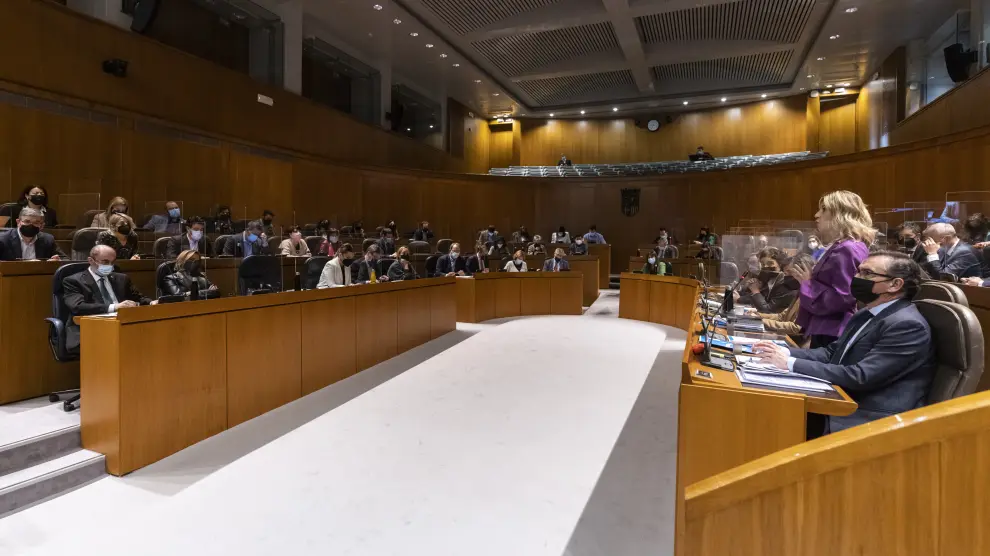 Pleno en las Cortes de Aragón.