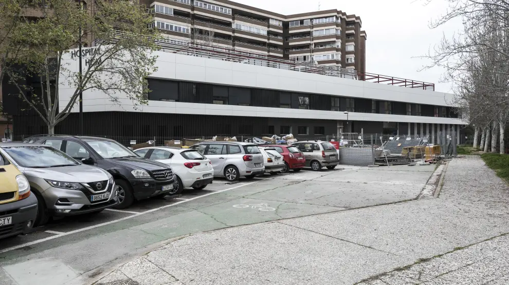 Zona de aparcamientos junto al Hospital Miraflores de Zaragoza
