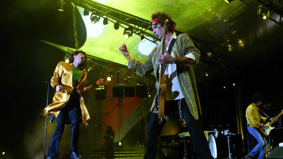Los Rolling Stones visitaron Zaragoza el 29 de septiembre de 2003. Es uno de los conciertos más recordados de los celebrados en la capital aragonesa. Fue en la Feria de Muestras, donde 40.000 espectadores disfrutaron de la inagotable energía de Jagger, Richards y compañía