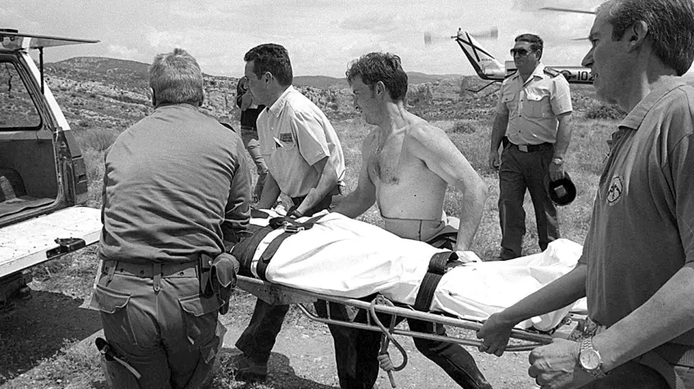 Rescate de un cadáver en un barranco de Guara en 1997.