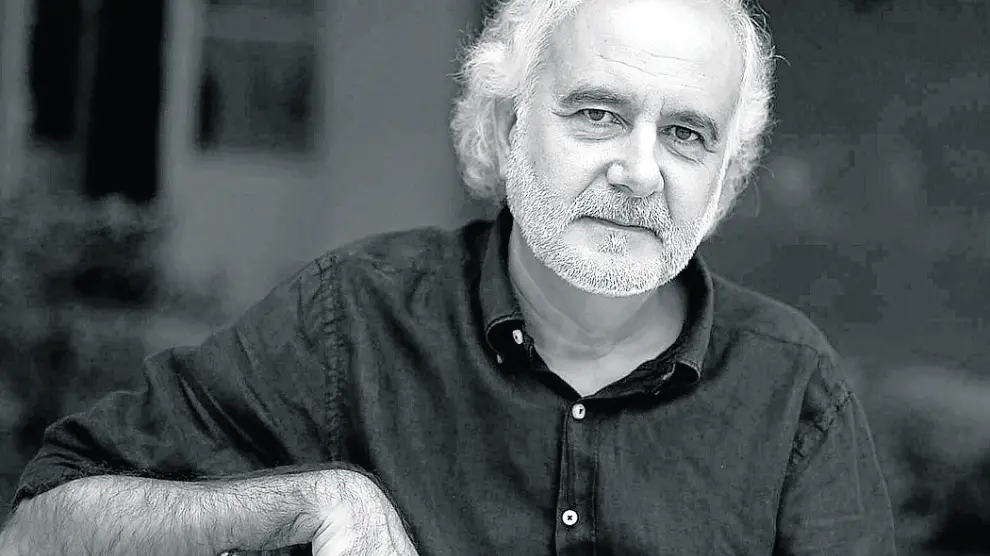 Ramón Andrés es uno de los autores más personales de las letras españolas: poeta, investigador, filósofo, musicólogo...