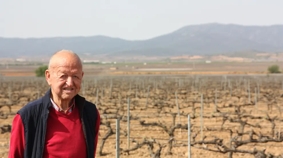 Félix Báguena siempre ha estado ligado al mundo del vino y la agricultura.