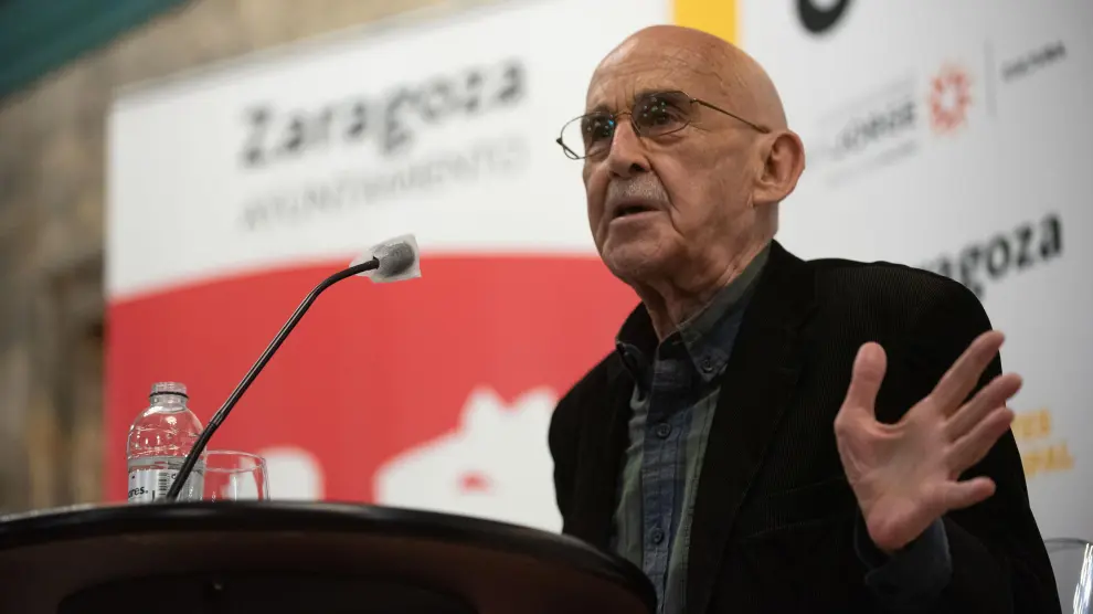 José Sanchis Sinisterra recibió hace pocos meses el premio Labordeta a su trayectoria.