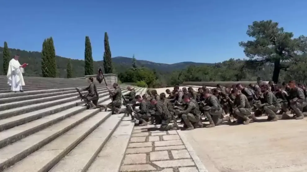 Defensa investiga a unidad militar que fue bendecida en Valle de los Caídos