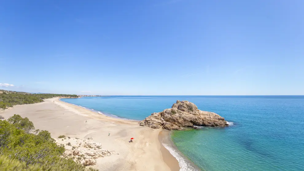 Playa del Torn, una de las cuatro que integran el municipio, además de las tres calas en la parte más agreste del litoral.