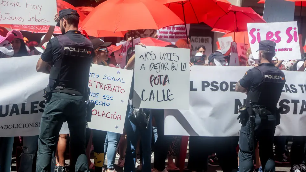 Protesta de decenas de prostitutas en Madrid