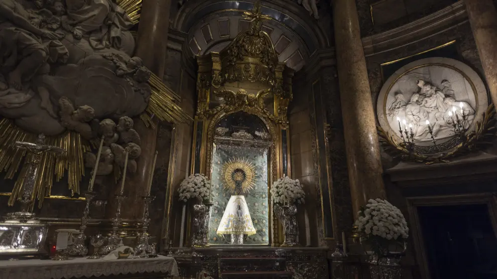 Una imagen de la Virgen del Pilar con el manto especial por las fiestas de la Vaquilla de Teruel este mes de julio.