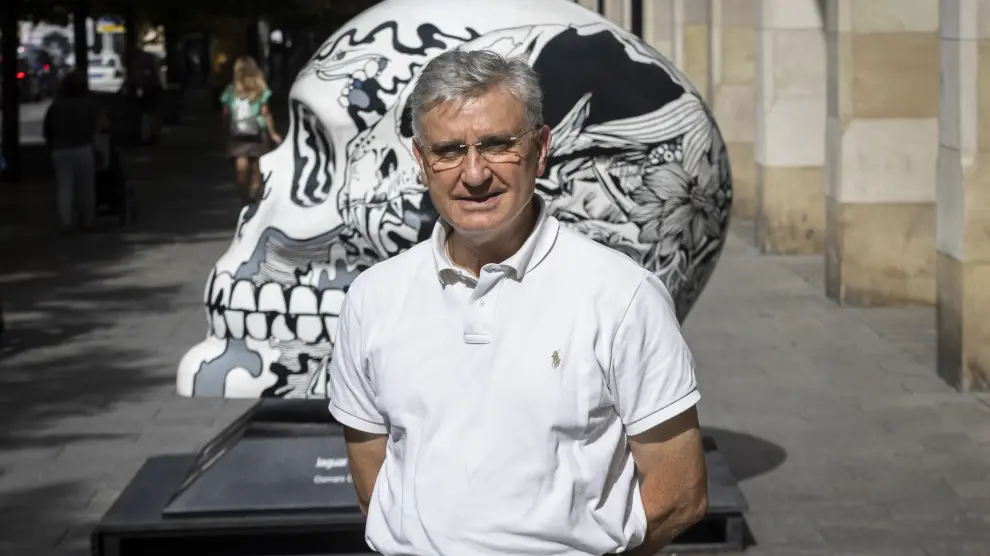 Fernando Sarráis, psiquiatra y psicólogo, en el paseo de la Independencia de Zaragoza, la semana pasada.