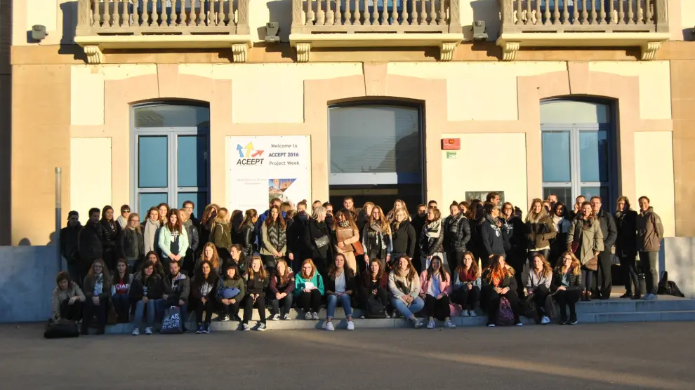 Estudiantes internacionales en uno de los encuentros de la Red Europea de Centros Universitarios de Turismo, celebrado en el campus de Huesca