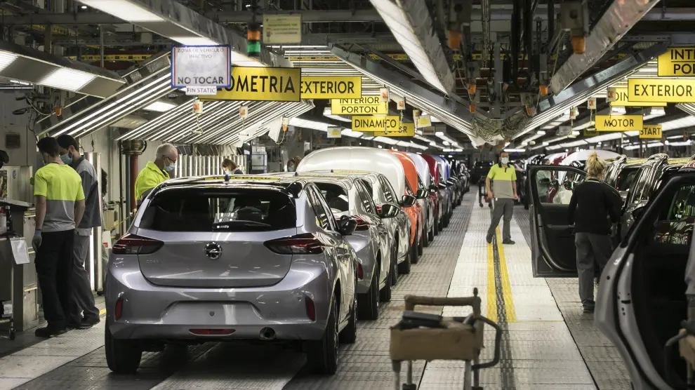 Instalaciones de la factoría de Stellantis en Figueruelas, que se espera ensamblen el Peugeot 208 eléctrico en los próximos años.