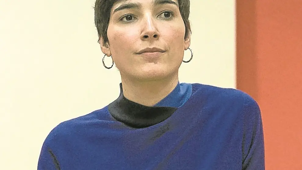 La zaragozana Isabel Peña, durante una intervención en el ciclo 'La buena estrella' en el Paraninfo.