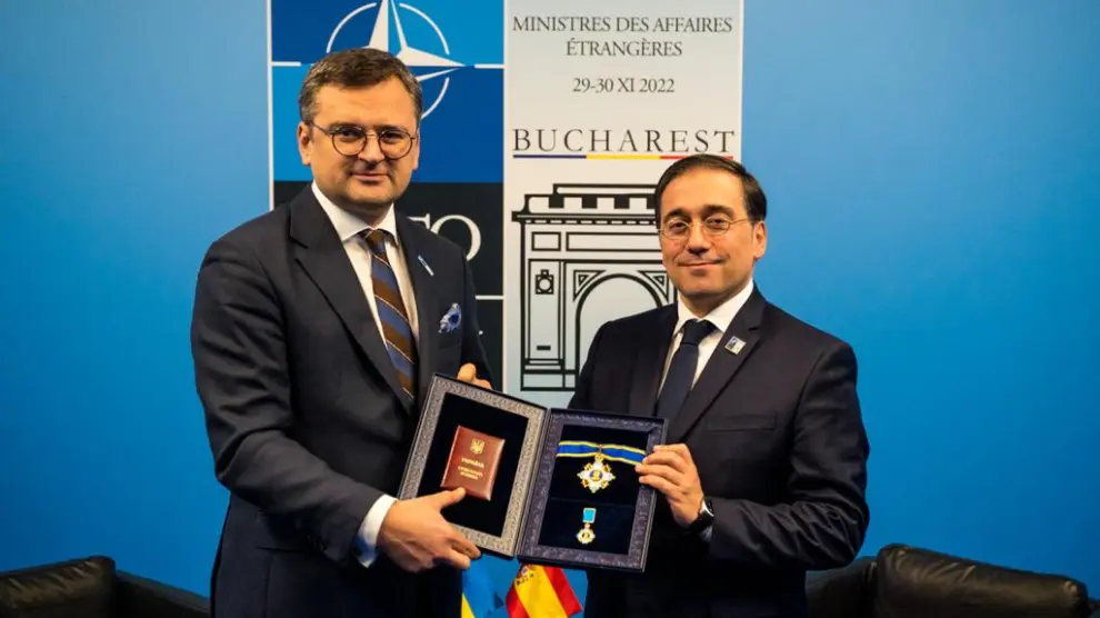 Kiev concede a Albares la medalla 'Yaroslav el Sabio' por apoyar a Ucrania