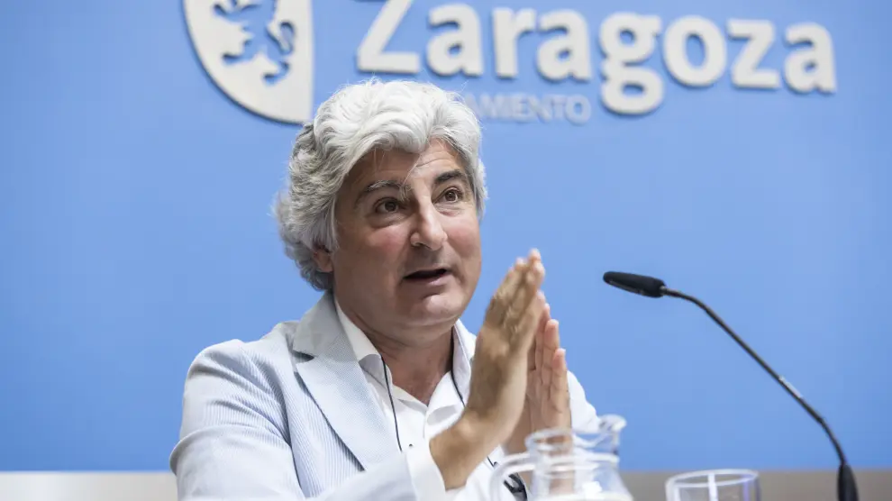 César Azcárate, el pasado mes de julio en el Ayuntamiento de Zaragoza.