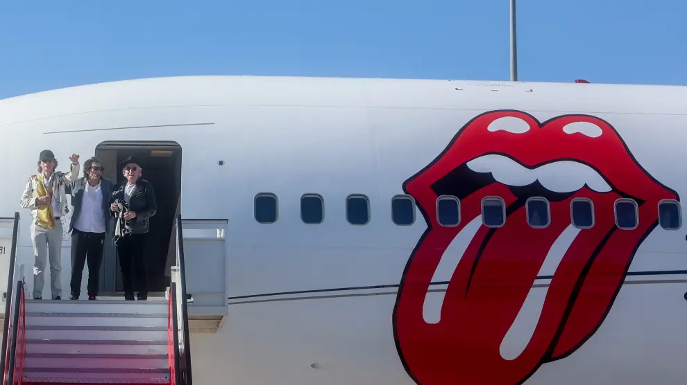 Los Rolling Stones aterrizando en España, en una foto de archivo.