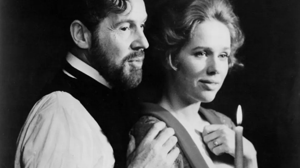 Sam Waterson y Liv Ulmann durante la representación de 'Casa de muñecas' de Ibsen en Broadway en 1975.