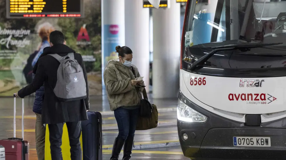 Primer día de buses estatales gratis en Aragón