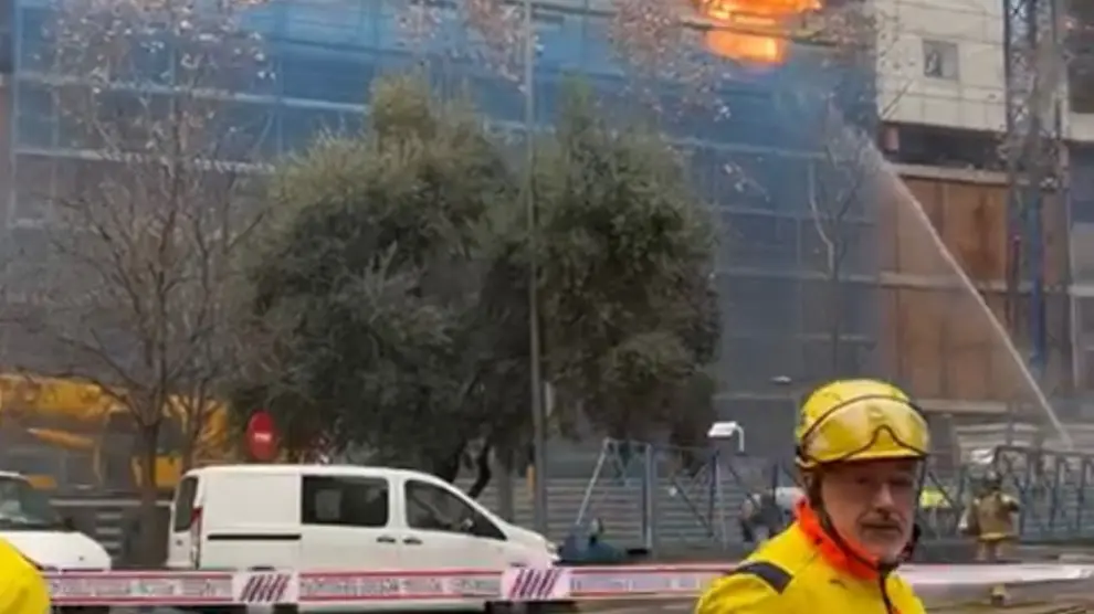 Incendio en un edificio en obras de Sabadell