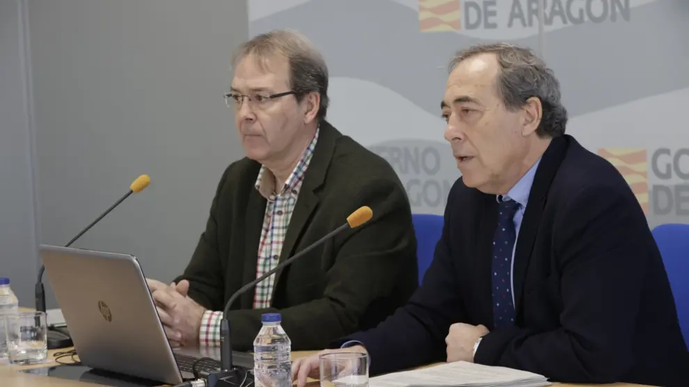 Javier Marzo y José María Arnal, en la presentación de las medidas de Atención Primaria.