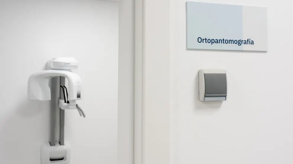 Se llevarán a cabo estudios de la cavidad oral mediante ortopantomografía.