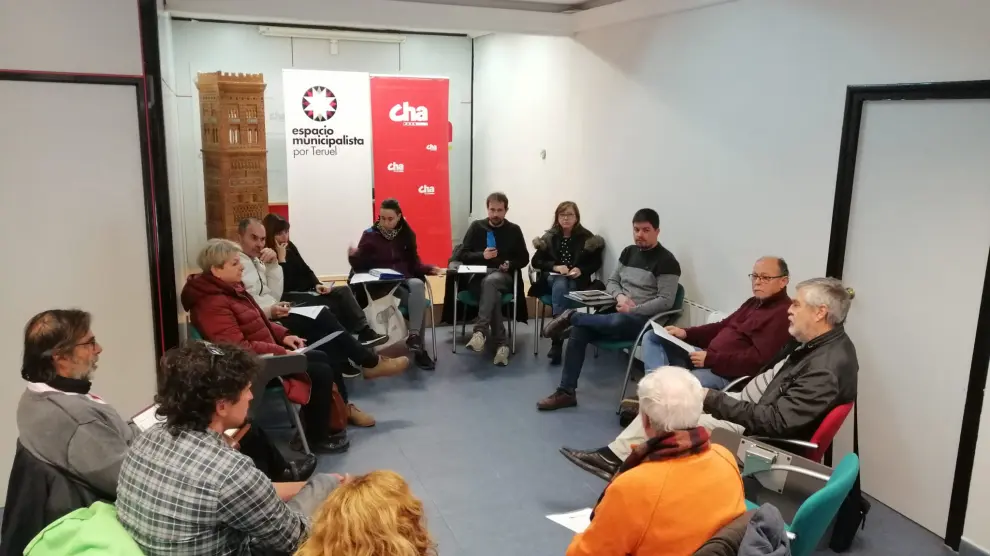 Reunión CHA-Espacio Municipalista para negociar la candidatura conjunta.