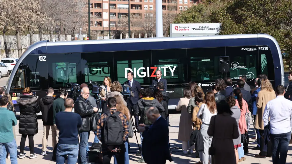 Nuevo autobús urbano inteligente en pruebas en Zaragoza