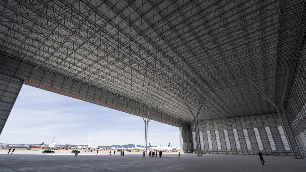 El hangar del aeropuerto de Teruel es el único del país con capacidad para dos A380.