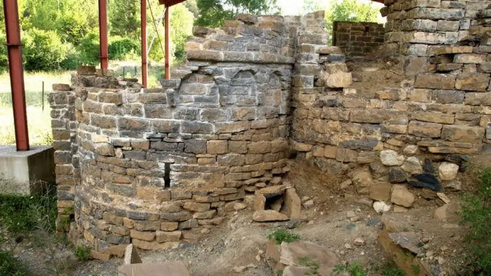 Los restos del Monasterio de San Pelay se descubrieron en 1997.