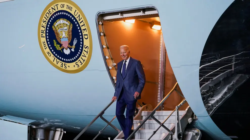 El presidente estadounidense aterriza en Belfast.