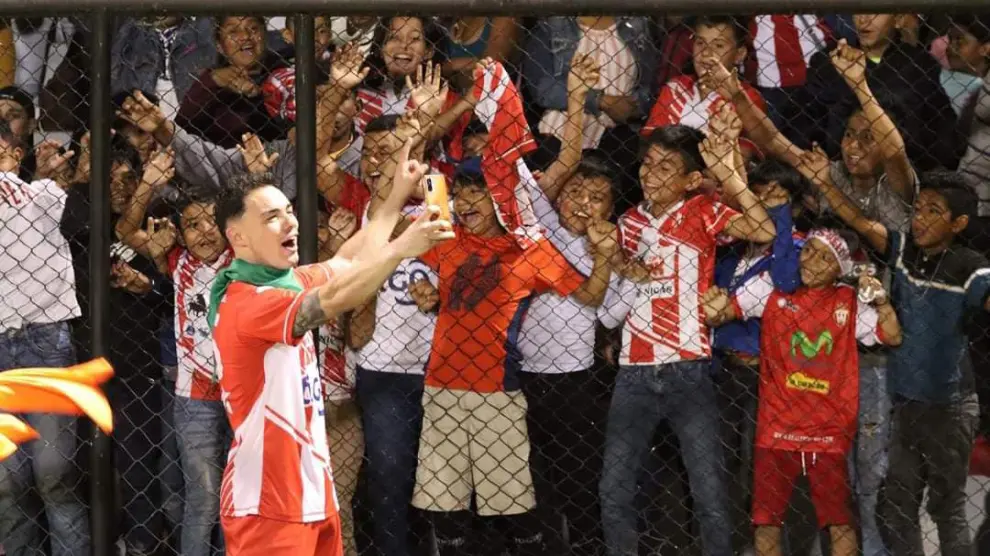 Pablo Gállego, futbolista oscense en su último triunfo en Nicaragua.