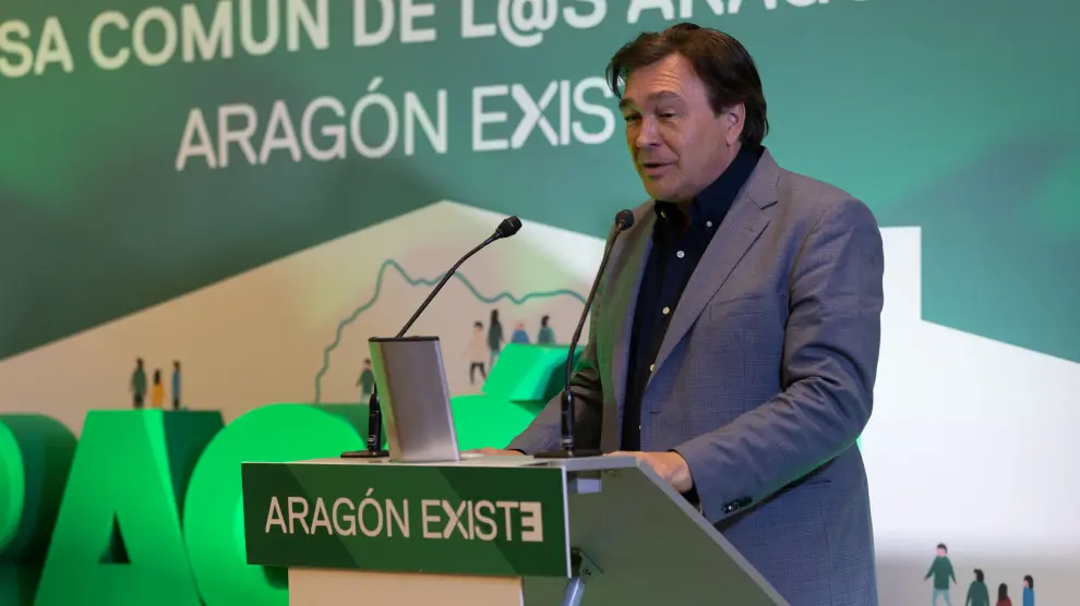 Presentación de la candidatura de Teruel Existe en Zaragoza con Tomás Guitarte