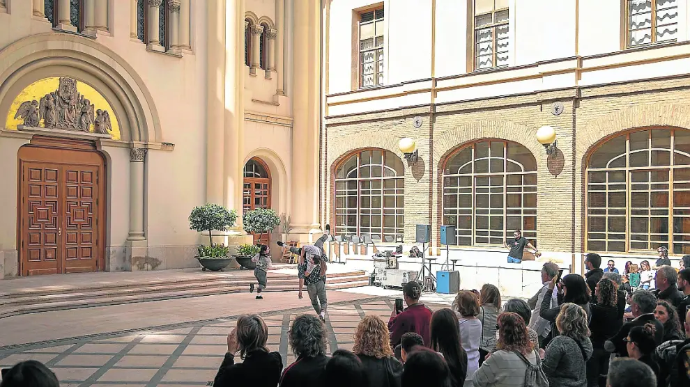 Espectáculo de danza contemporánea el pasado 23 de abril en el Edificio Pignatelli, sede de la DGA