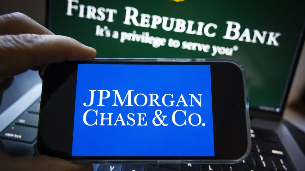 JPMorgan compra los activos del banco First Republic tras su intervención y cierre USA CHASE FIRST REPUBLIC