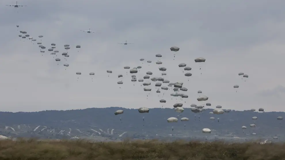 Tropas norteamericanas y españolas van a realizar un salto de 1.400 paracaidistas en el campo de San Gregorio, algo superior al que hicieron en 2018.