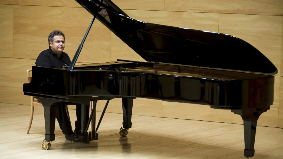 Arcadi Volodos, este miércoles, durante su concierto en la sala Mozart.