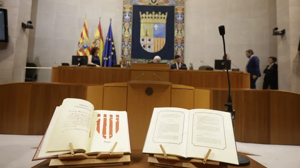 Constitución de las Cortes de Aragón