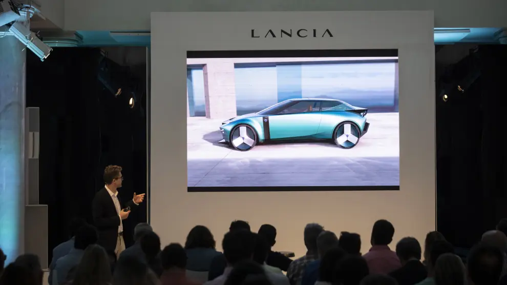 Presentación en Madrid del prototipo Lancia Pu+Ra HPE (alto rendimiento tecnológico, por sus siglas en inglés