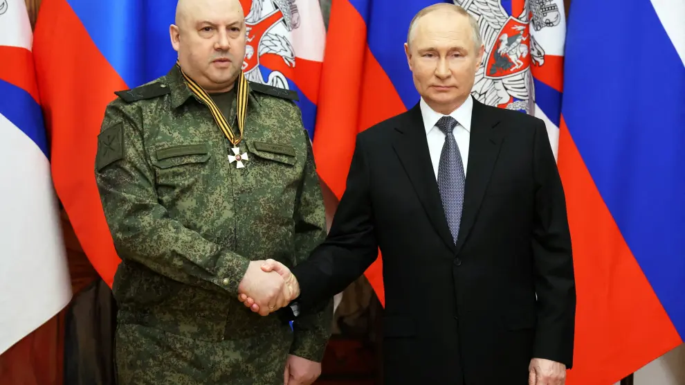 Putin junto con Surovikin, en una imagen de diciembre de 2022.