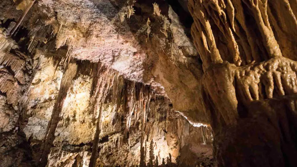 Las grutas de Cristal de Molinos (Teruel), una de las maravillas de Aragón.