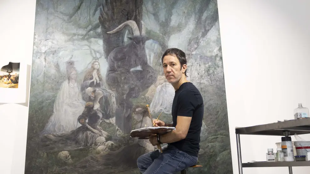 Rómulo Royo, trabajando en su versión de 'El aquelarre'.