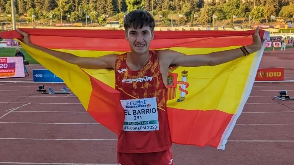 Sergio del Barrio, feliz tras ganar la carrera de 3.000 obstáculos del Europeo sub-20 en Jerusalén