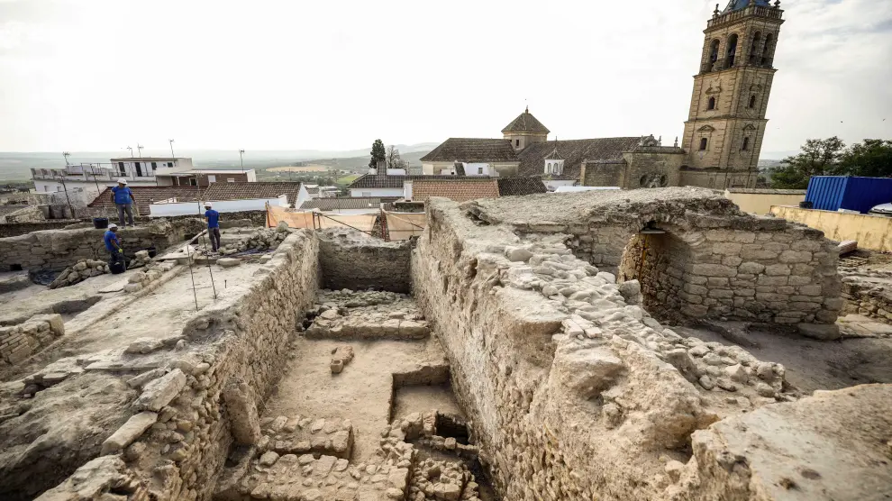 Excavaciones en el Castillo de Montilla